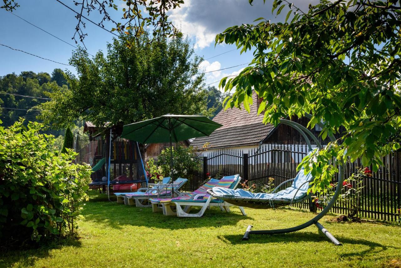 Bradutul De La Munte Villa Törcsvár Kültér fotó
